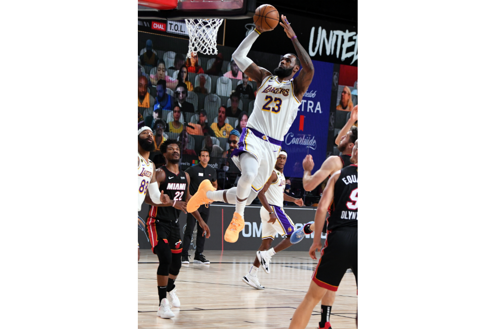 El “Rey’ LeBron James y los Lakers a por el trono histórico de la NBA