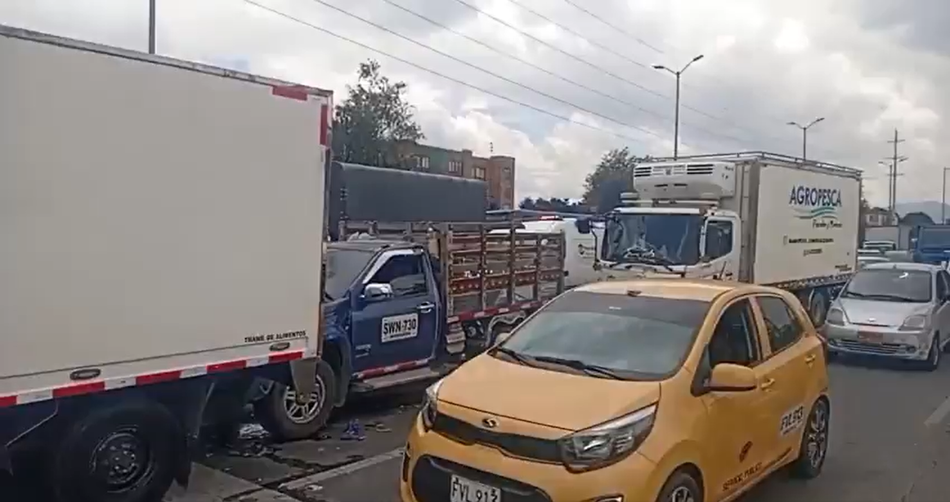 Movilidad: se recupera la movilidad en la Calle 80 con carrera 117