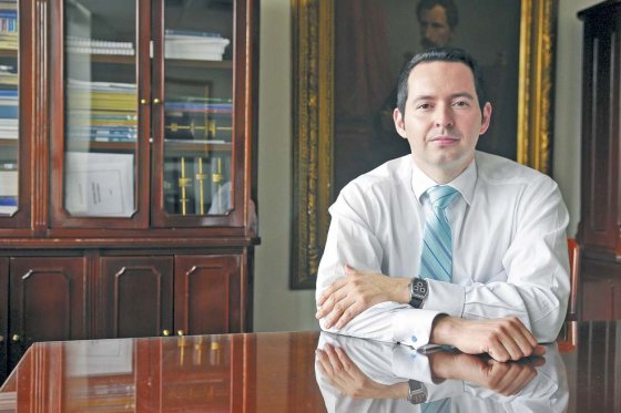 Vicefiscal asegura que "no hay una persecución" contra la contralora