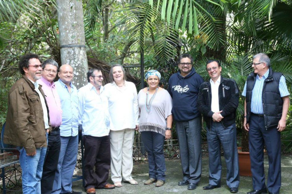 Clara López, presidenta del Polo, se reunió con las Farc en Cuba