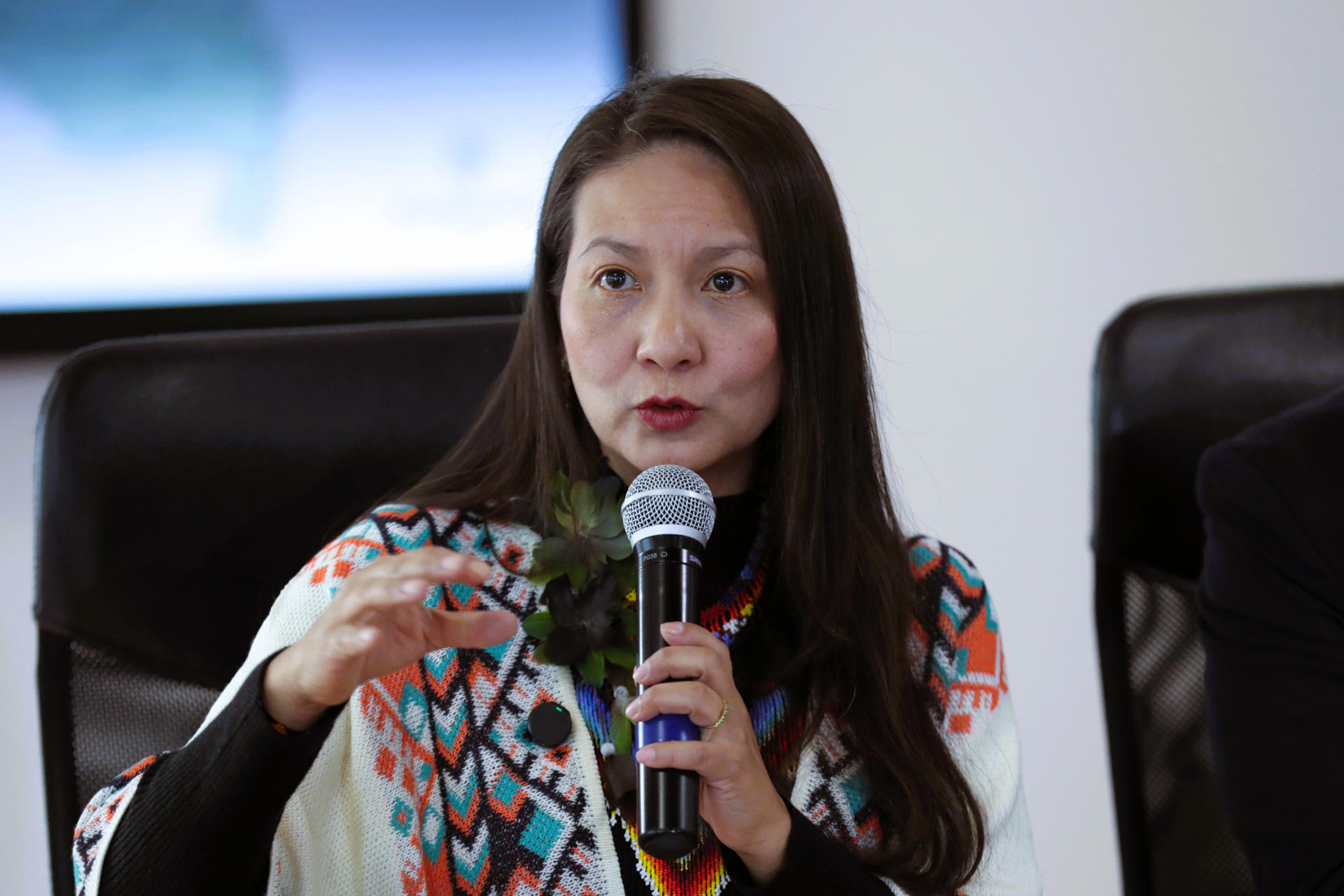 Opiniones divididas tras la salida de Lena Estrada del Minambiente