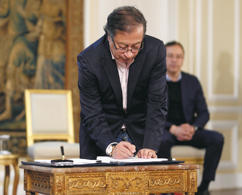 Petro retó al Congreso: advierten que lleva 30 intentos de gobernar “vía decreto”