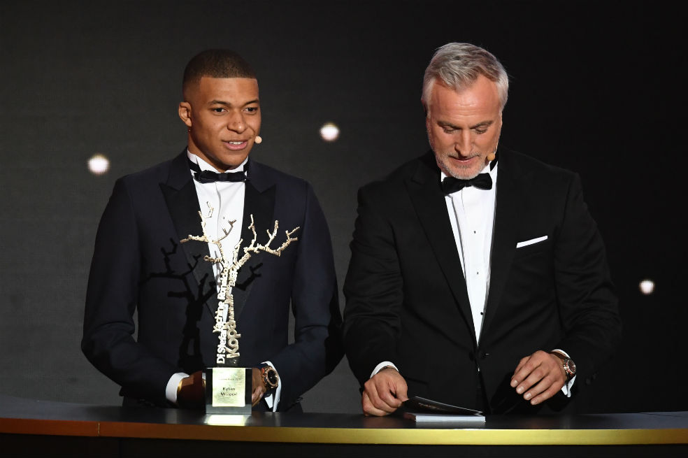 Kylian Mbappé gana el premio Kopa al mejor futbolista sub-21