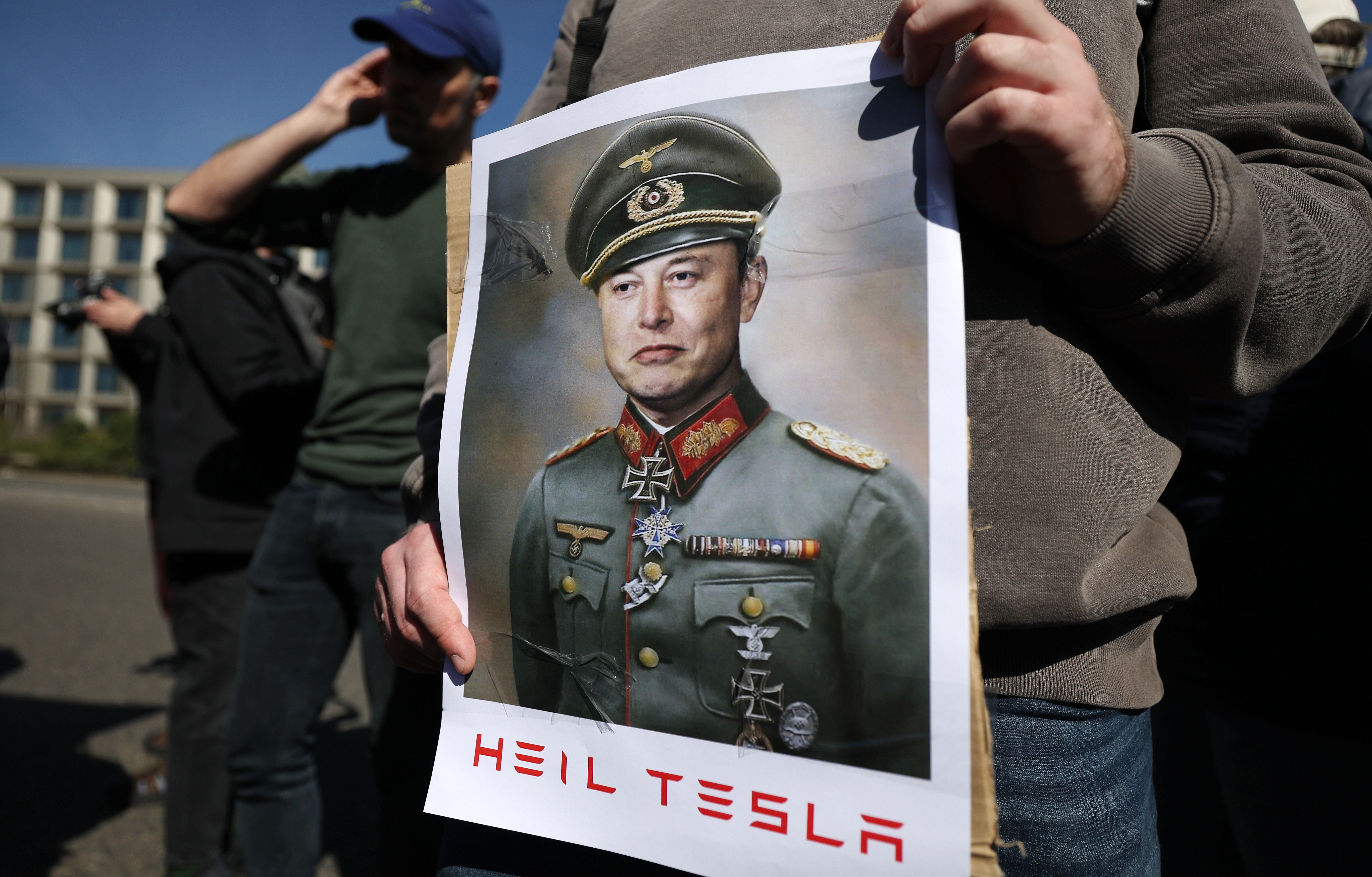 “MechaHitler”: cómo Grok se salió de control y pidió otro holocausto