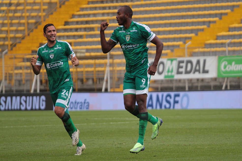 Diego Herazo anotó doblete en la victoria de Equidad sobre Envigado