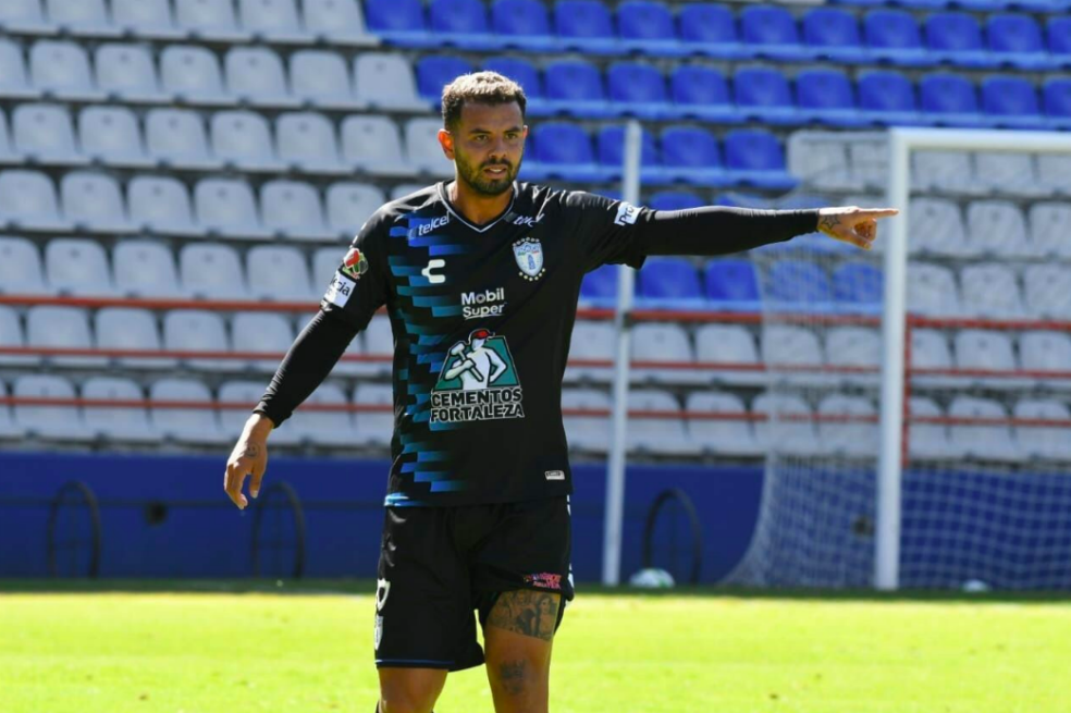 Edwin Cardona anotó en amistoso del Pachuca