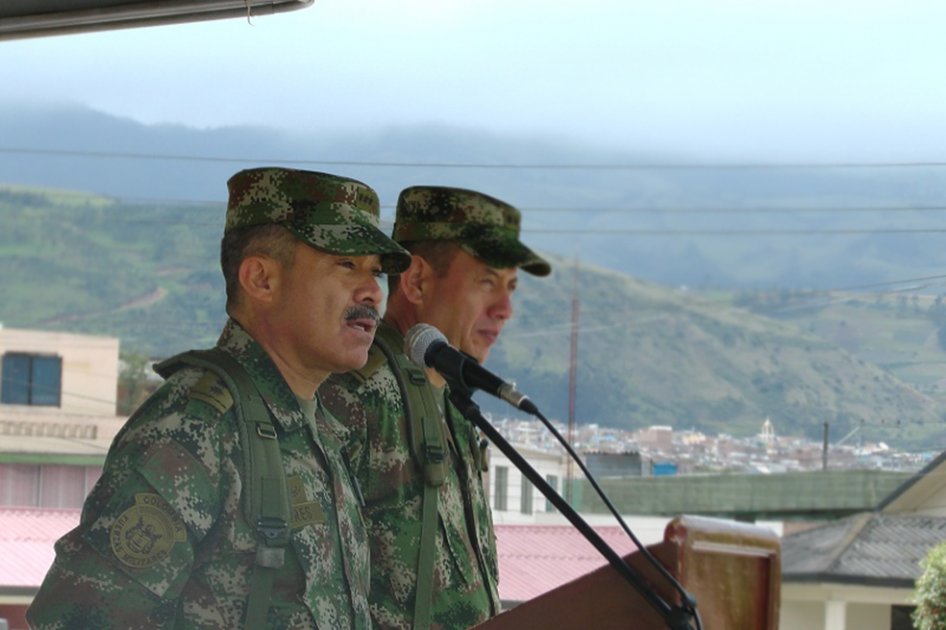 Se entregó el general Torres Escalante por «falsos positivos»