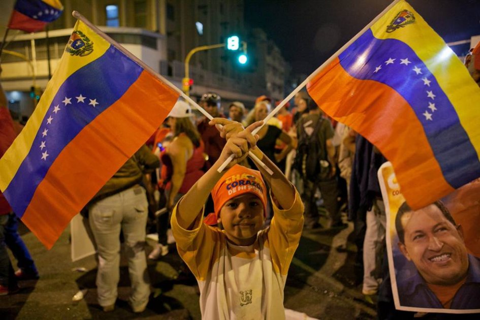 Chávez gana elecciones en Venezuela