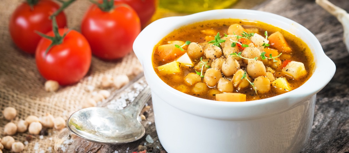 ¿Cómo ablandar los garbanzos en pocos minutos?