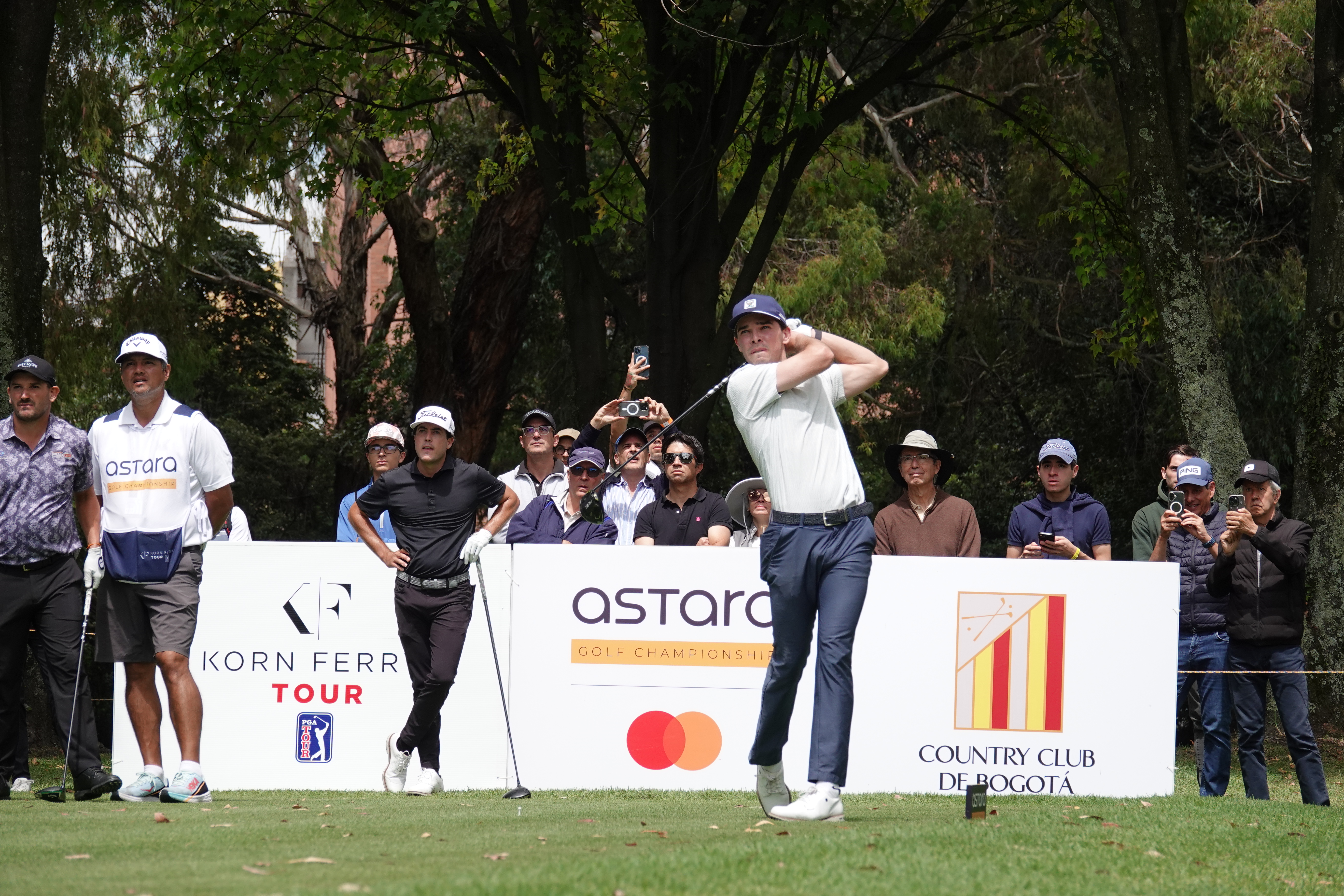 Esteban Jaramillo, el mejor colombiano de la ronda 1 del Astara Golf Championship