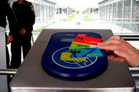 40% de las estaciones de fases I y II de TransMilenio ya lee todas las tarjetas
