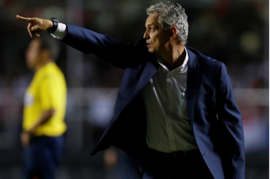 «Los jugadores deben entregarse a la mística y la historia de esta camiseta»: Reinaldo Rueda