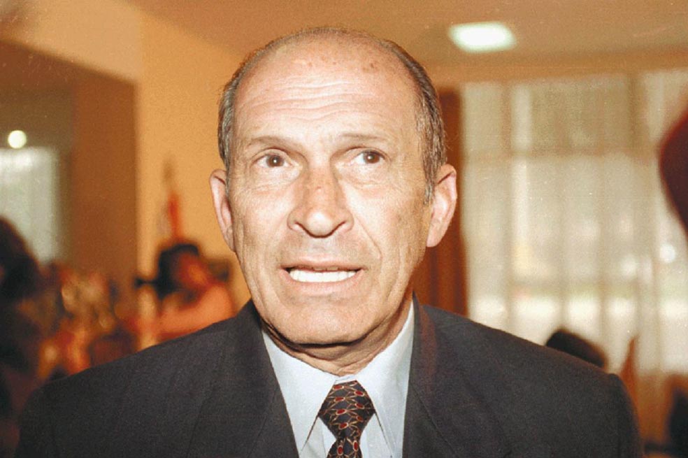 La demanda del general Yanine