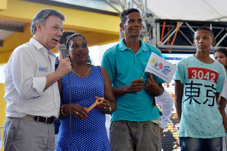 El Centro Democrático denuncia que en este evento el presidente quebrantó la norma que tienen los funcionarios públicos para hacer parte de campañas para el mecanismo de refrendación. /  Juan David Tena - SIG