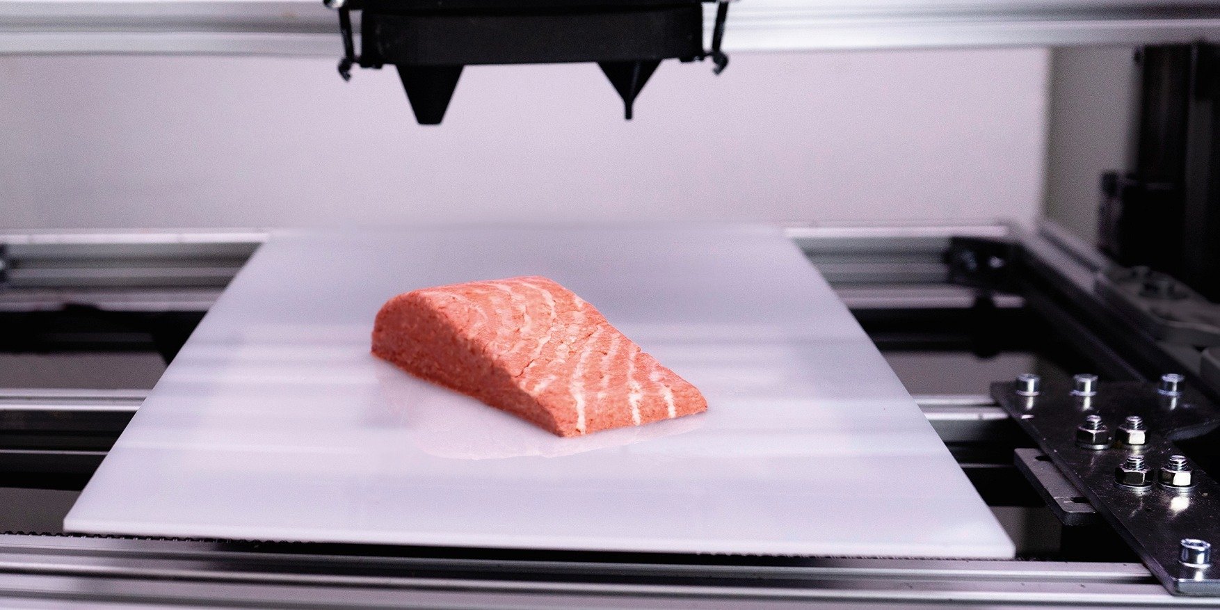Empezarán a vender en supermercados el primer salmón impreso en 3D