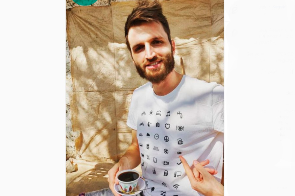 Esta es la camiseta con 40 símbolos universales que es ideal para viajeros