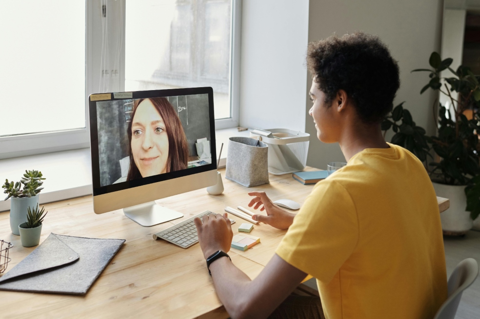 Icetex cuenta con 150 becas para estudiar maestrías virtuales en universidad de Barcelona