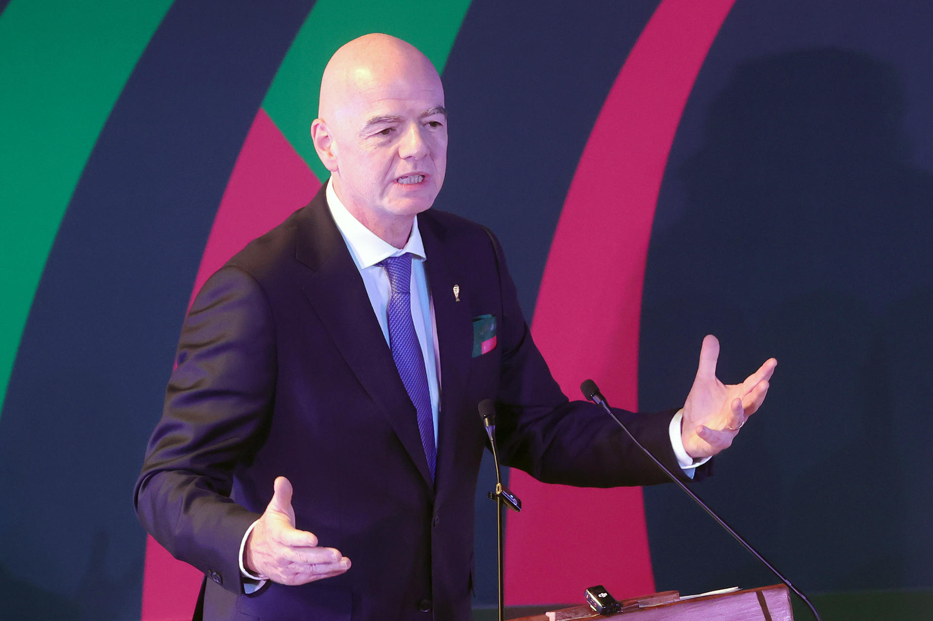 Infantino rompió el silencio sobre plan para comercializar el Mundial: “Es una oportunidad”