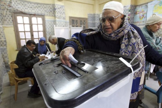 Nueva Constitución egipcia aprobada con el 98% de los votos