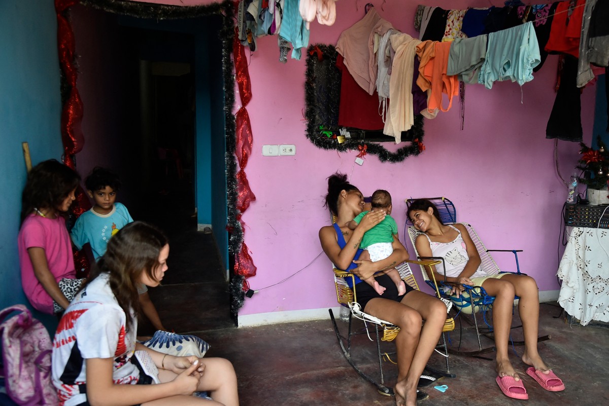 Deportar migrantes en Colombia no es tan fácil como pretende el presidente De la Espriella