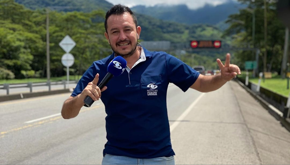 Video: Periodista de ‘Noticias Caracol’ apoyó a los afectados en medio del paro