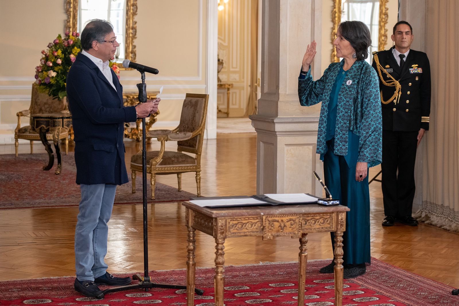 “La víctima tiene en sus manos la verdad histórica”: Petro a María Valencia Gaitán