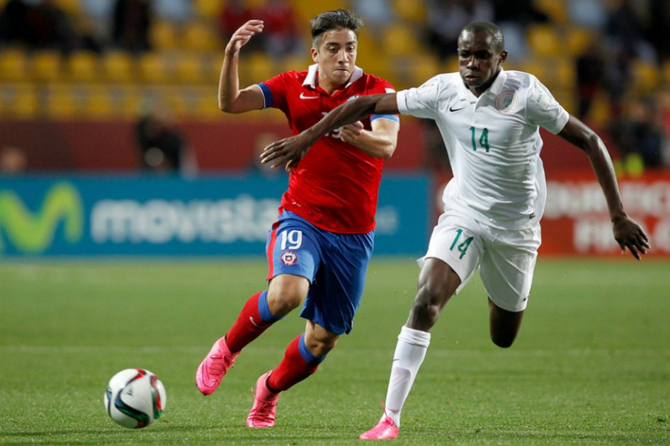 Nigeria goleó a Chile y selló su pase a octavos de final