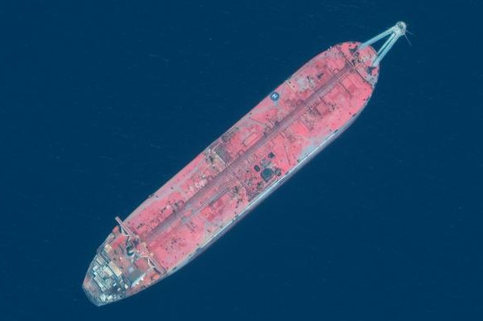 Petrolero podrido en el Mar Rojo dejaría a más de 8 millones de personas sin agua