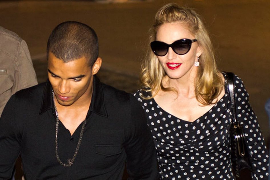 Novio de Madonna lanza una colección de ropa