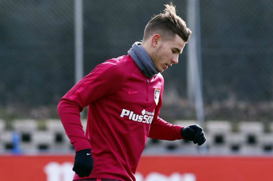 Detienen en España a jugador del Atlético de Madrid por golpear a su pareja