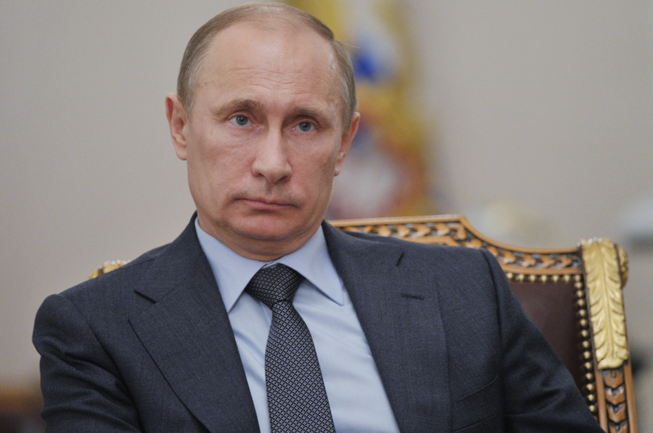 Vladimir Putin prohíbe a sus ministros tener cuentas en el extranjero