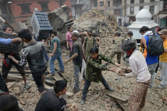 Unicef alerta del riesgo de tráfico de niños tras el terremoto en Nepal