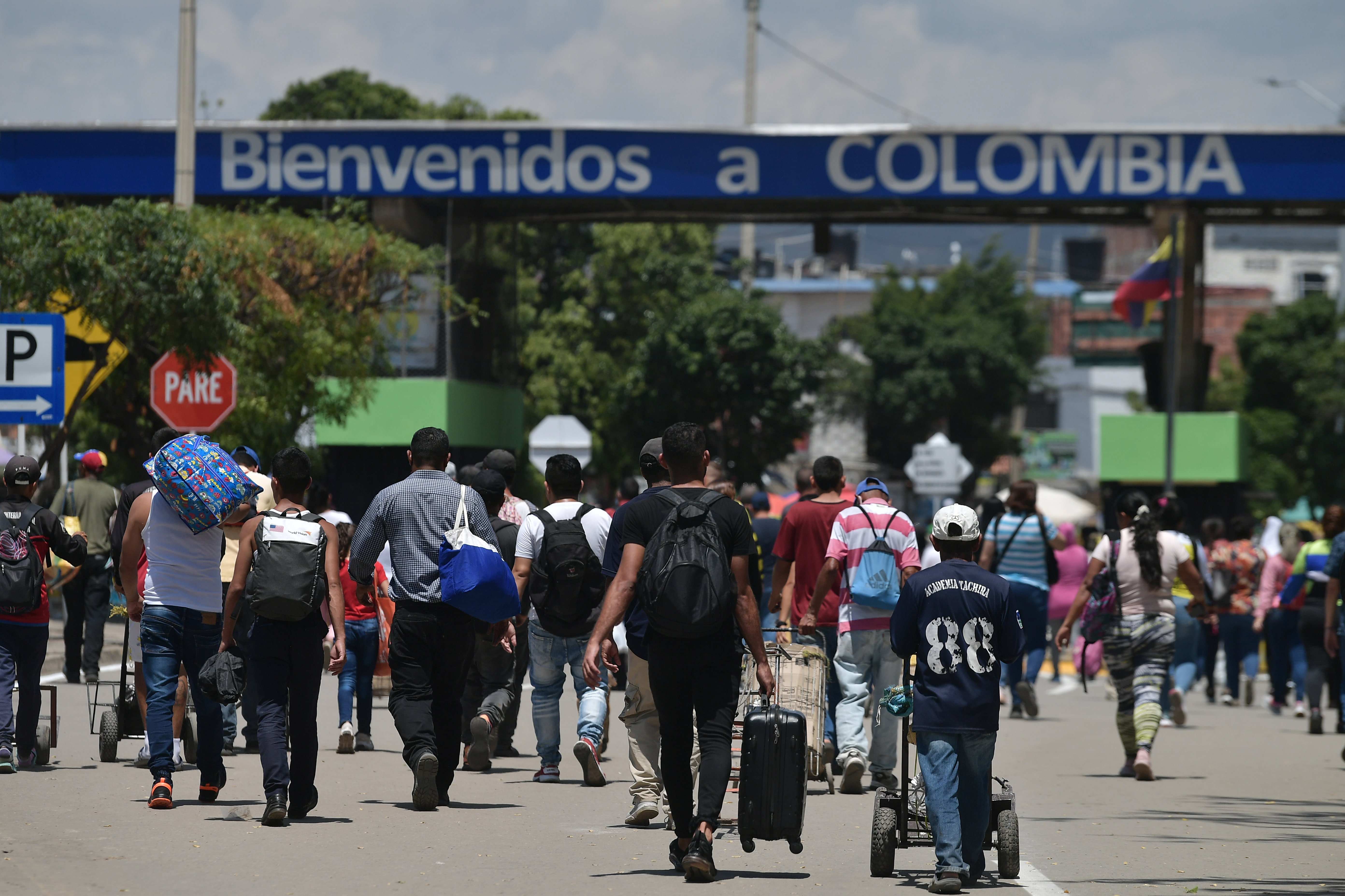 ¿Se está construyendo un castillo de naipes con el comercio colombo-venezolano?