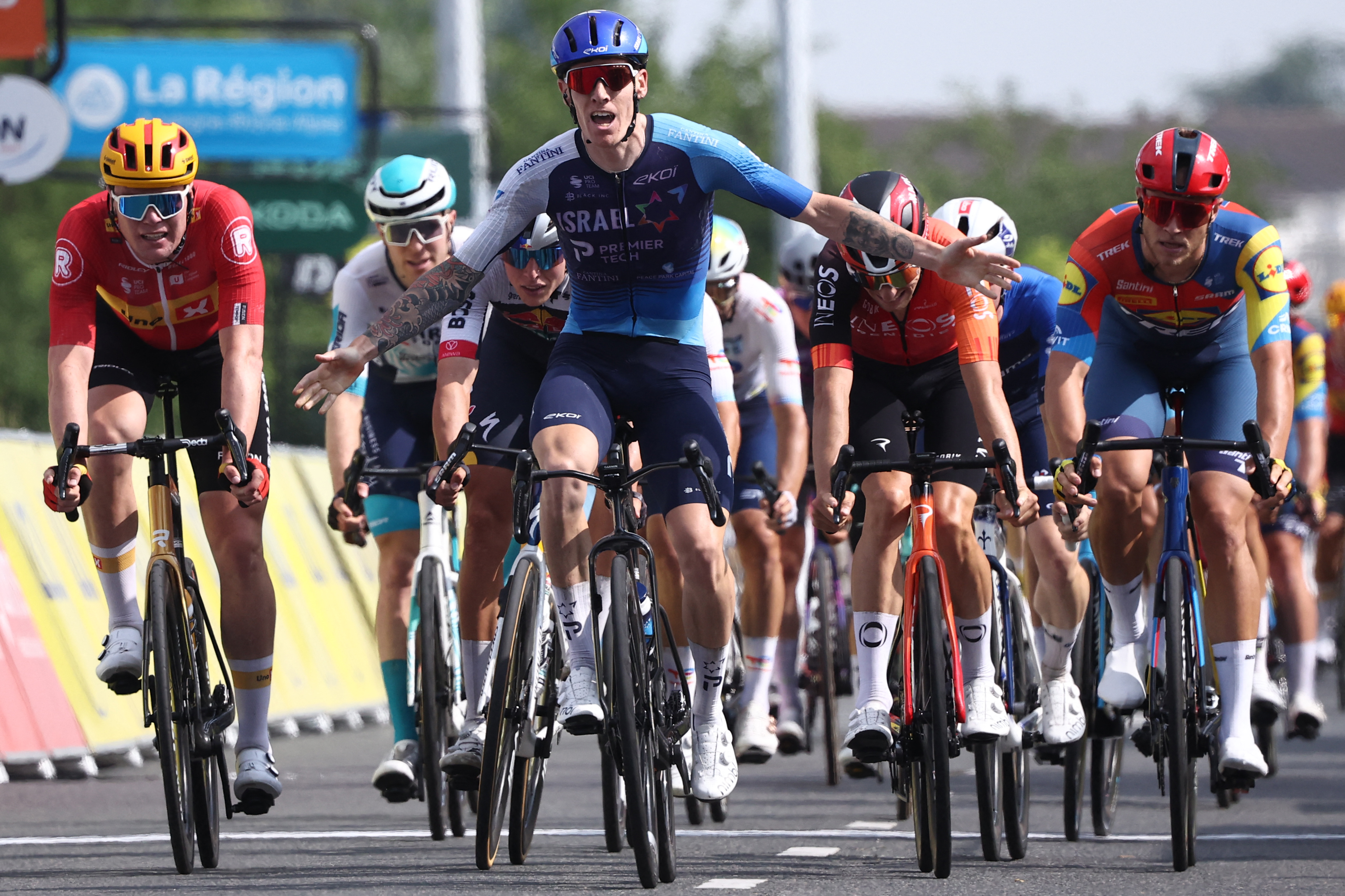 Así van los colombianos tras la quinta etapa del Critérium del Dauphiné