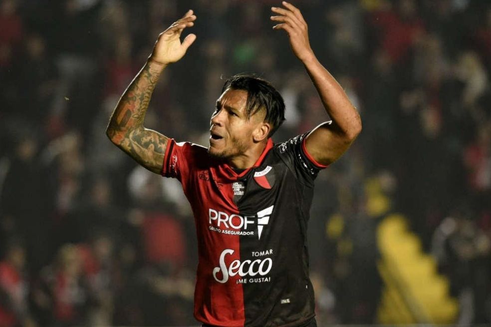 Wilson Morelo, uno de los colombianos de Colón de Santa Fe.