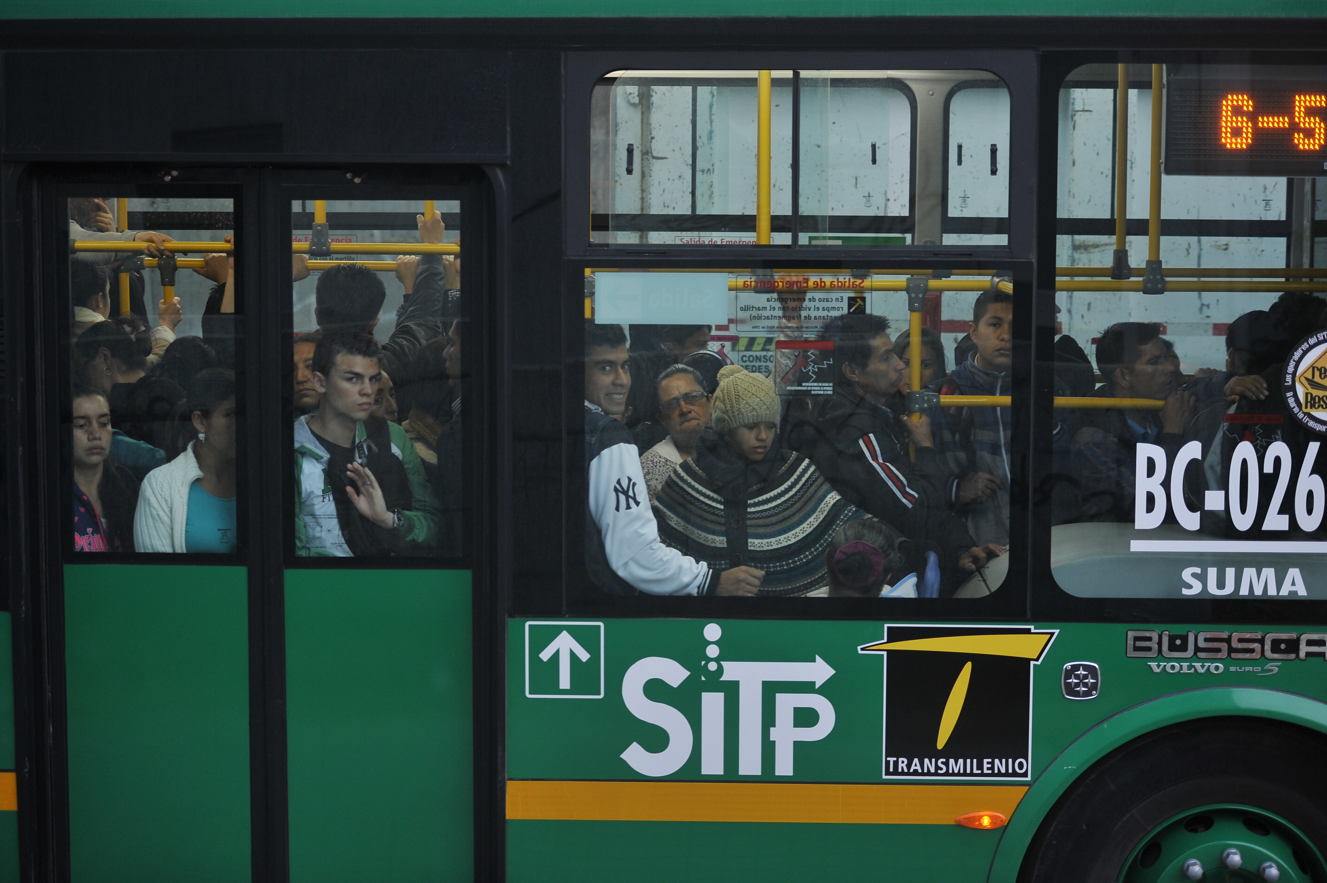 Soacha y TransMilenio firman acuerdo para el primer piloto de rutas alimentadoras