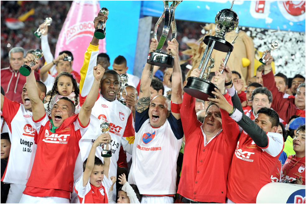 El 15 de junio de 2012 Santa Fe conquistó la séptima estrella, la que acabó con una sequía de 37 años sin títulos de liga.