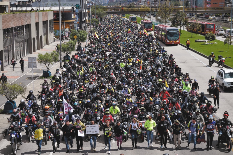 ¿Funcionó la restricción de parrillero? Esto dicen las cifras y los motociclistas