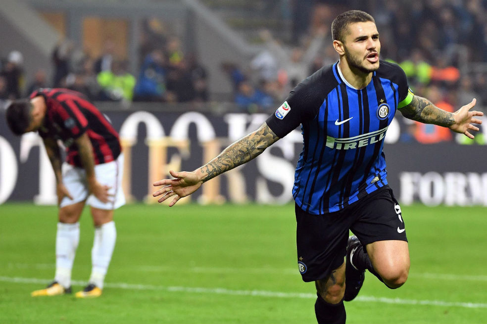 Triplete de Mauro Icardi lanza al Inter en el derbi y hunde al Milán