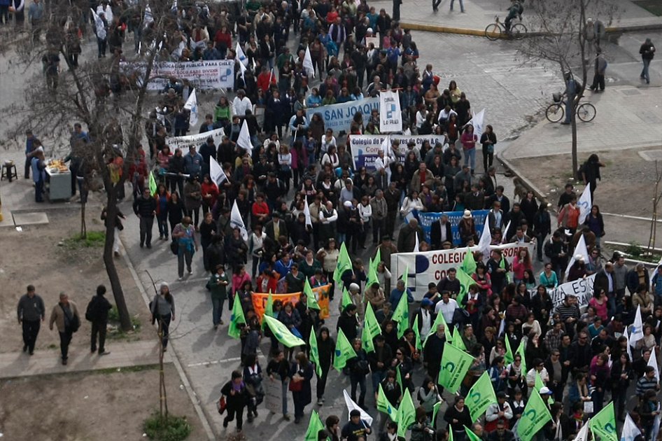 Estudiantes chilenos reactivan la protesta