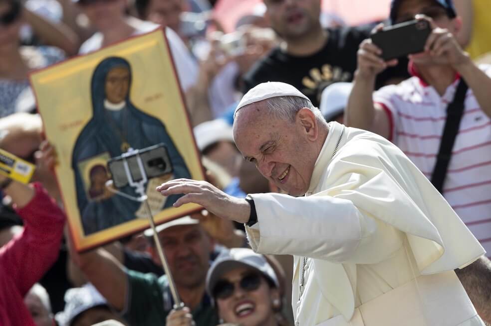 ¿Podrá la Iglesia católica ordenar como sacerdotes a hombres casados?