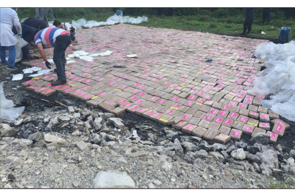 Destruyen en El Salvador casi dos toneladas de cocaína incautadas a colombianos