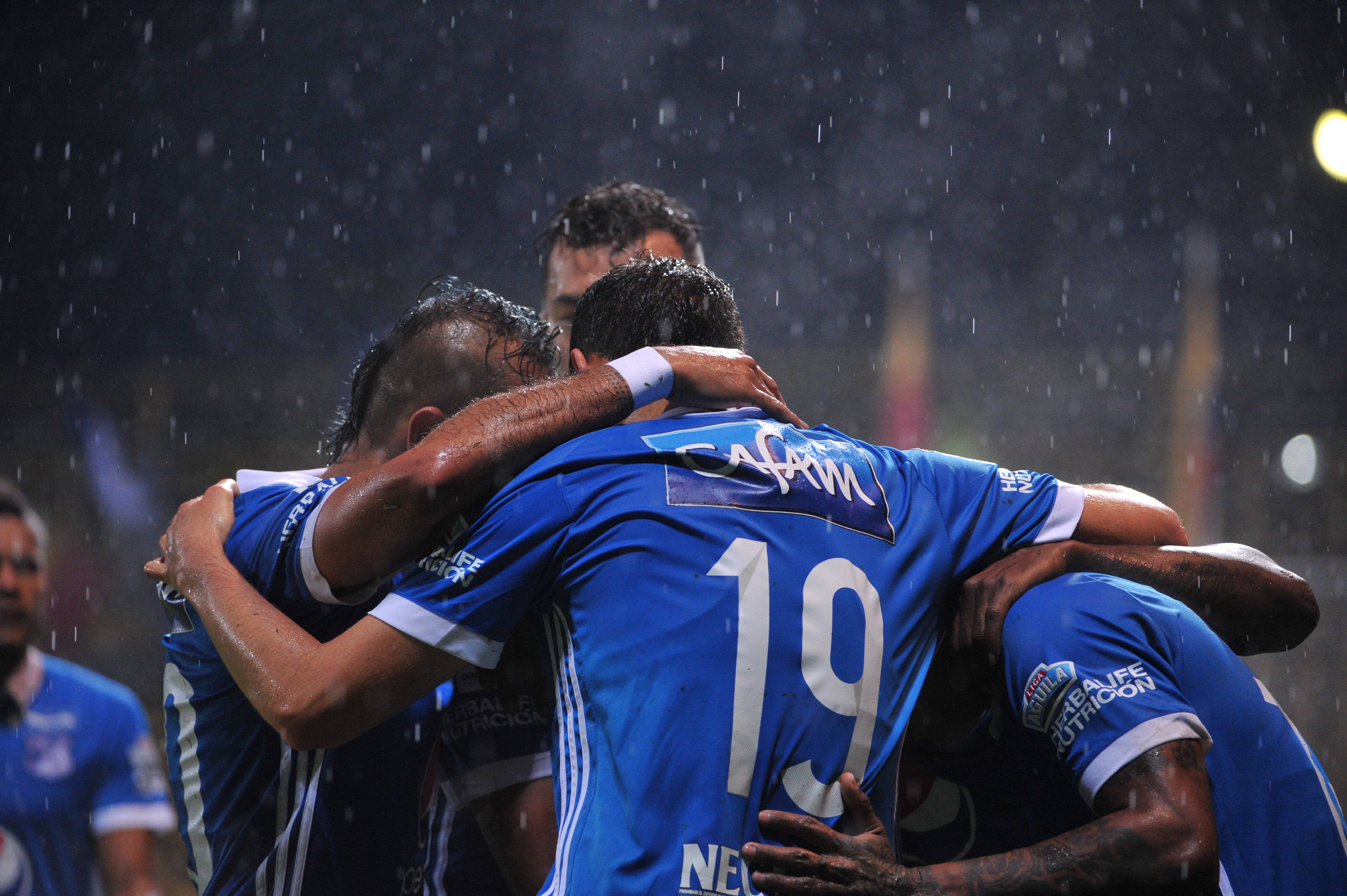 Así sería la nueva camiseta de visitante de Millonarios