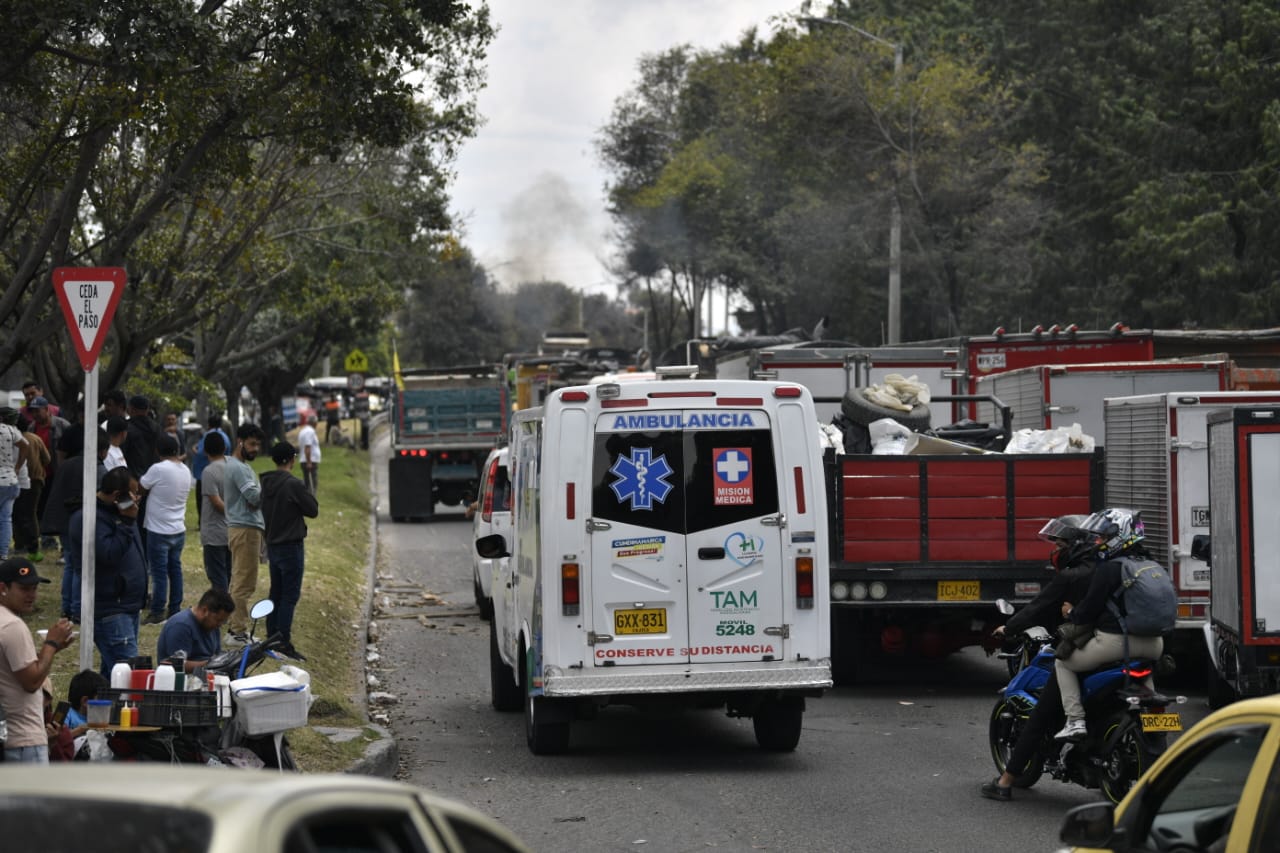 Paro camionero: Minsalud rechaza bloqueos al paso de personal médico y ambulancias