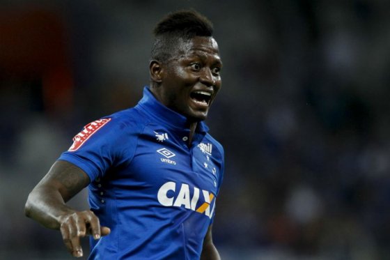 Duvier Riascos, expulsado de Cruzeiro