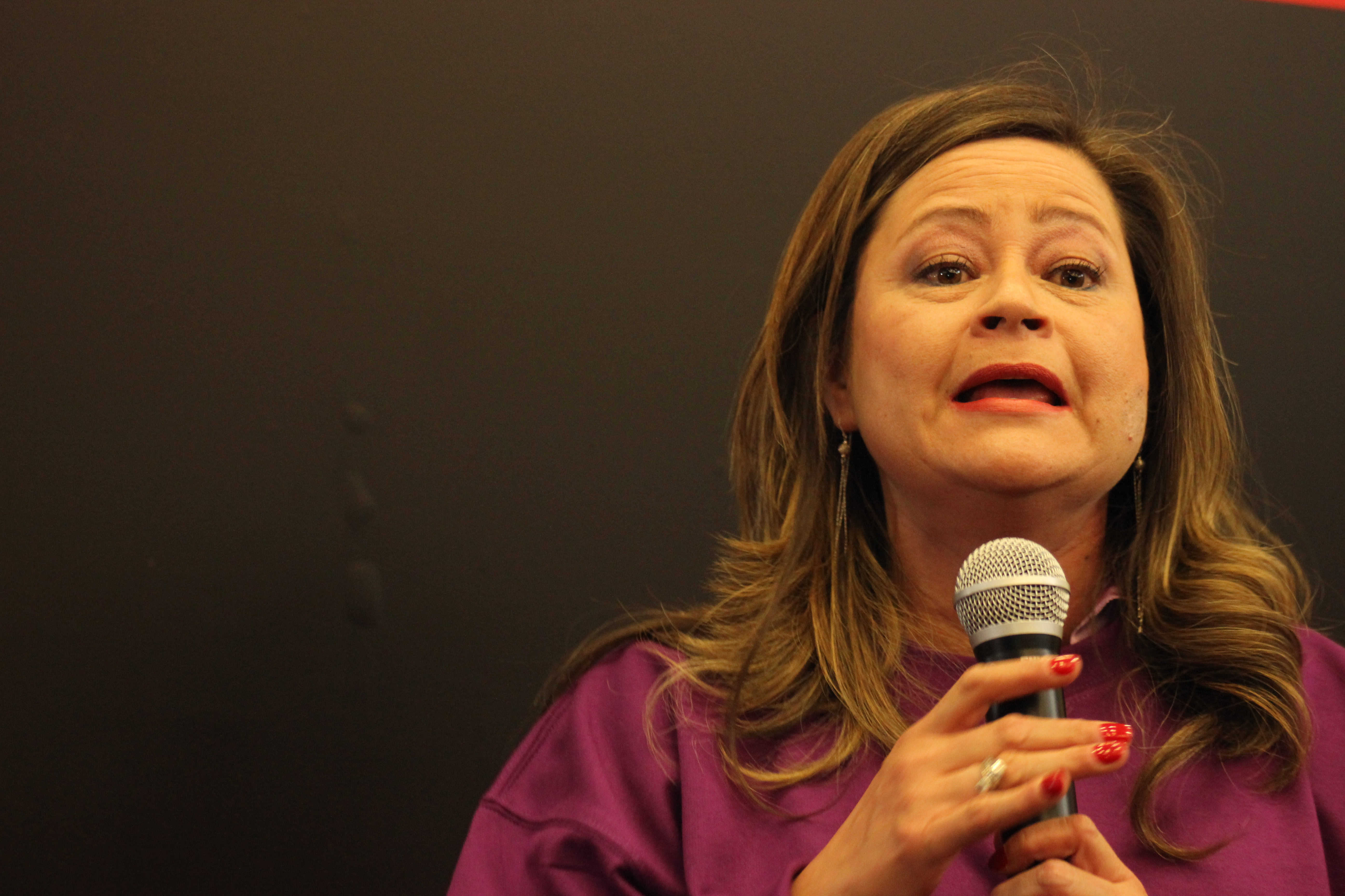 Precandidata a la alcaldía de Bogotá durante el debate organizado por El Espectador en la jornada de la feria del libro 2023 en Corferias