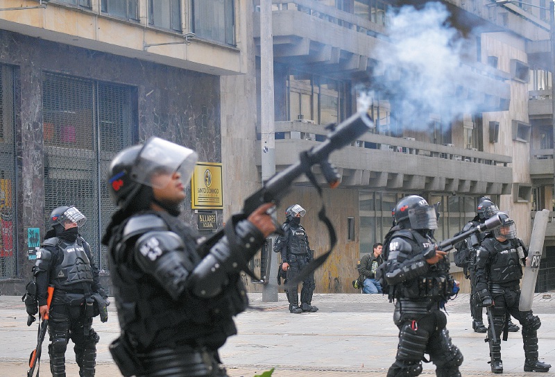 Nuevo protocolo para protestas en Bogotá: ¿logrará prevenir el abuso policial?