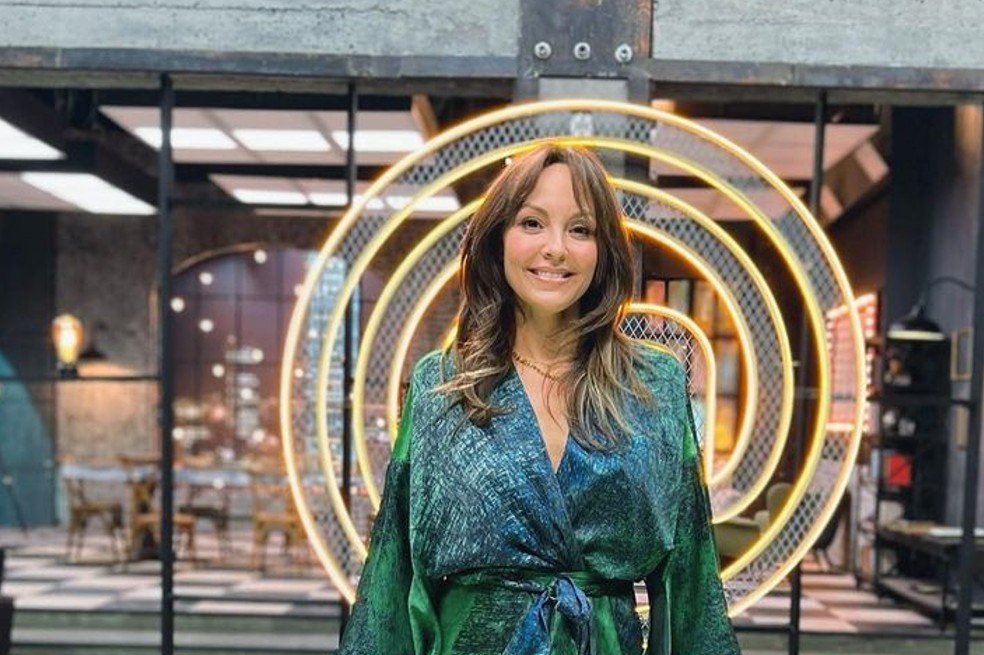 ‘MasterChef Celebrity’: Carolina Gómez casi se cae al presentar su plato