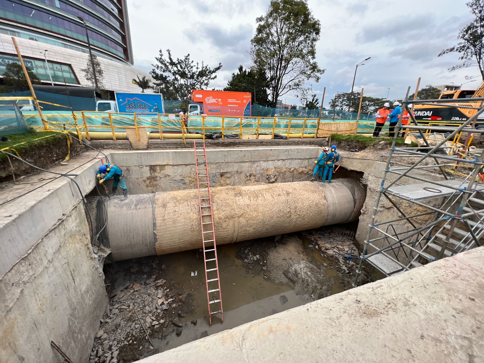 Obras tubería Tibitoc Acueducto de Bogotá