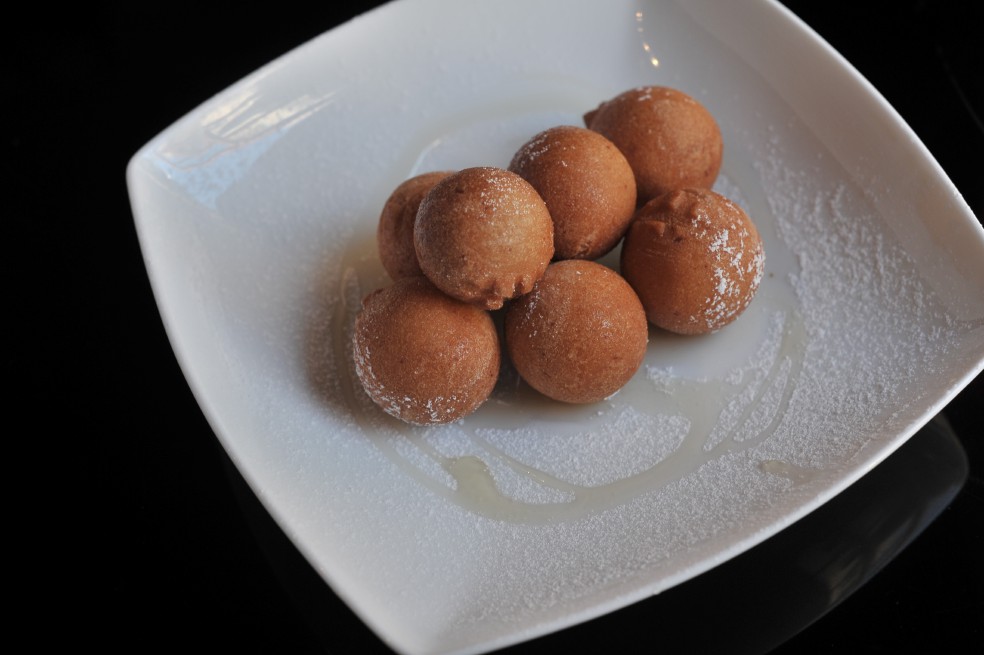 Receta para preparar buñuelos de queso azul